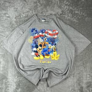 Vintage 2008 Disney Florida Grey Mickey and Friends Graphic T-shirt Size XL